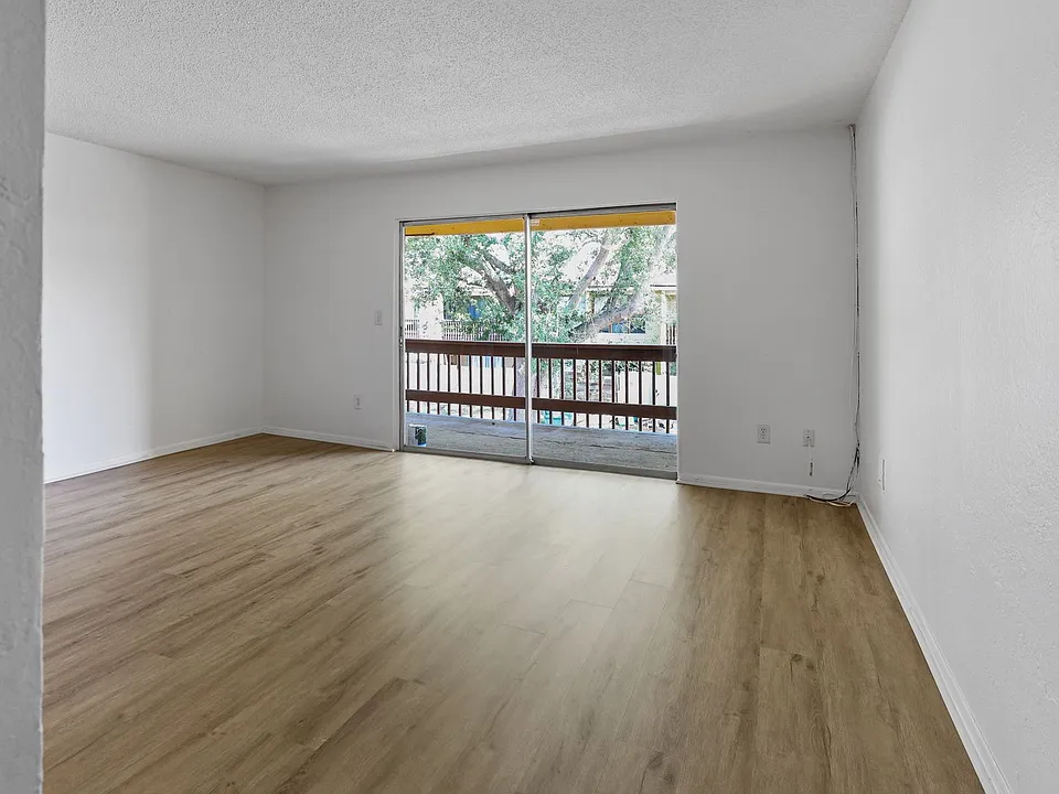 3461 Clark Rd #259
