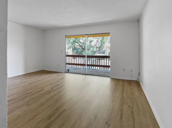 3461 Clark Rd, Sarasota, FL