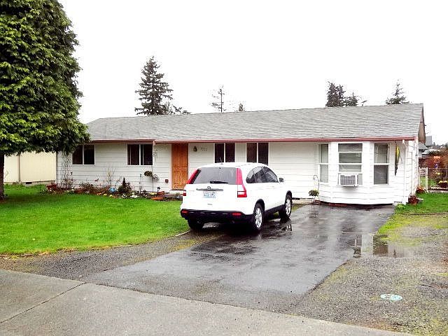 1st image of 4517 90th Pl NE