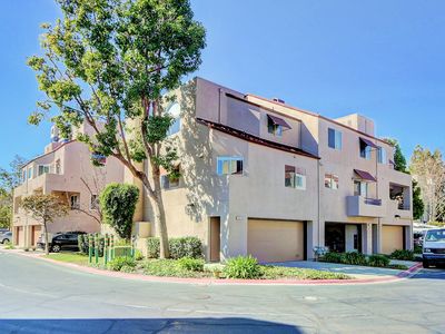 141 E Court Ln, Foster City, CA, 94404