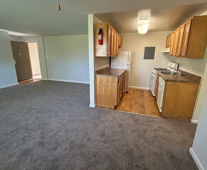 Longview — Photo 25