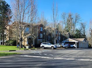 710 240th Way SE Unit J103, Sammamish, WA 98074