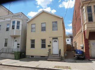 37 Main St, Cohoes, NY 12047