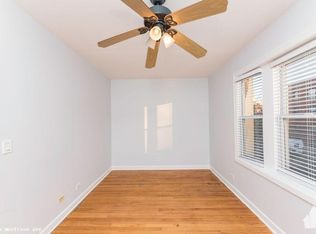 1912 W Montrose Ave #128, Chicago, IL 60640