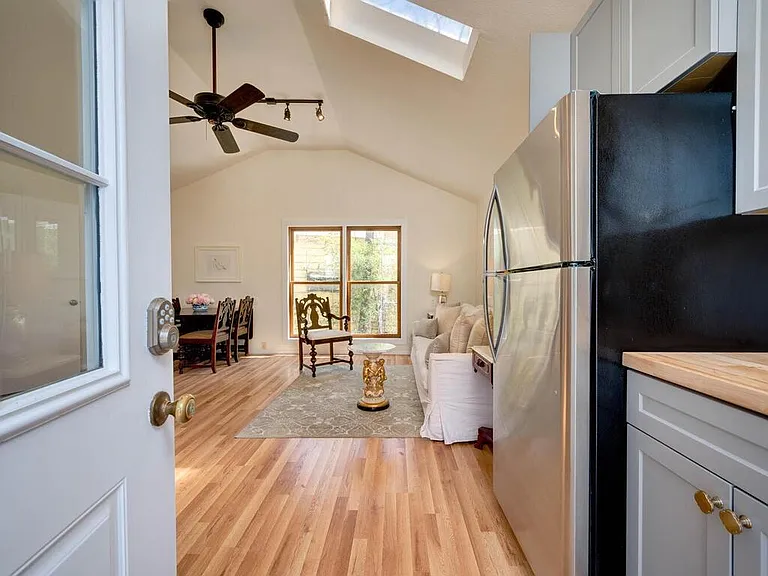 1607 Woodlawn Blvd #GUEST — Photo 17