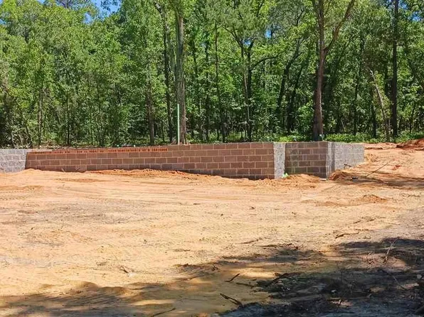 6715 George Coker Ln, Cheraw, SC 29520