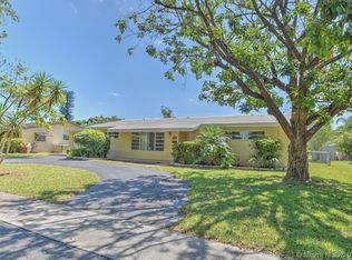 1340 NW 71st Ave, Plantation, FL 33313