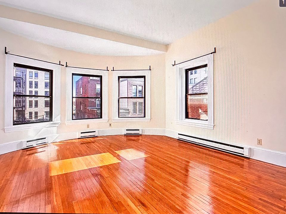 1st image of 857 Beacon St APT 23