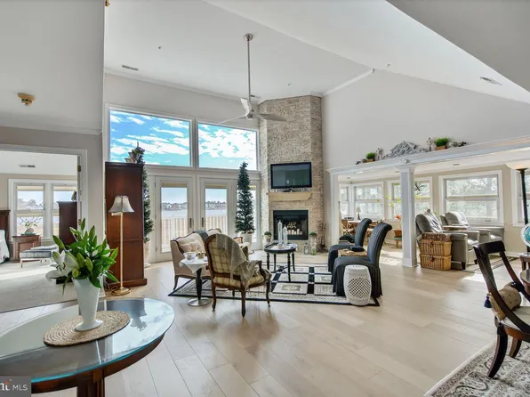 30470 Shore Ln Unit 5, Ocean View, DE 19970