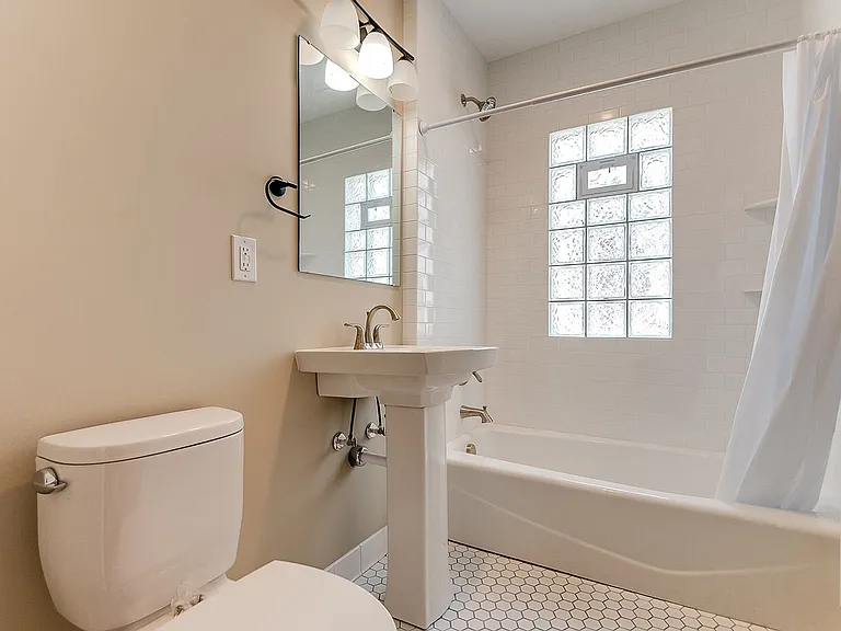 663 Lincoln Ave — Photo 22
