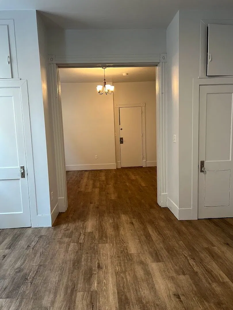 139 South 9th Street — Photo 4