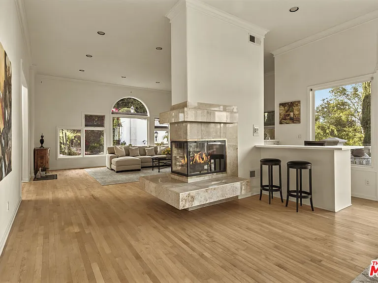 3780 1/2 Multiview Dr — Photo 13