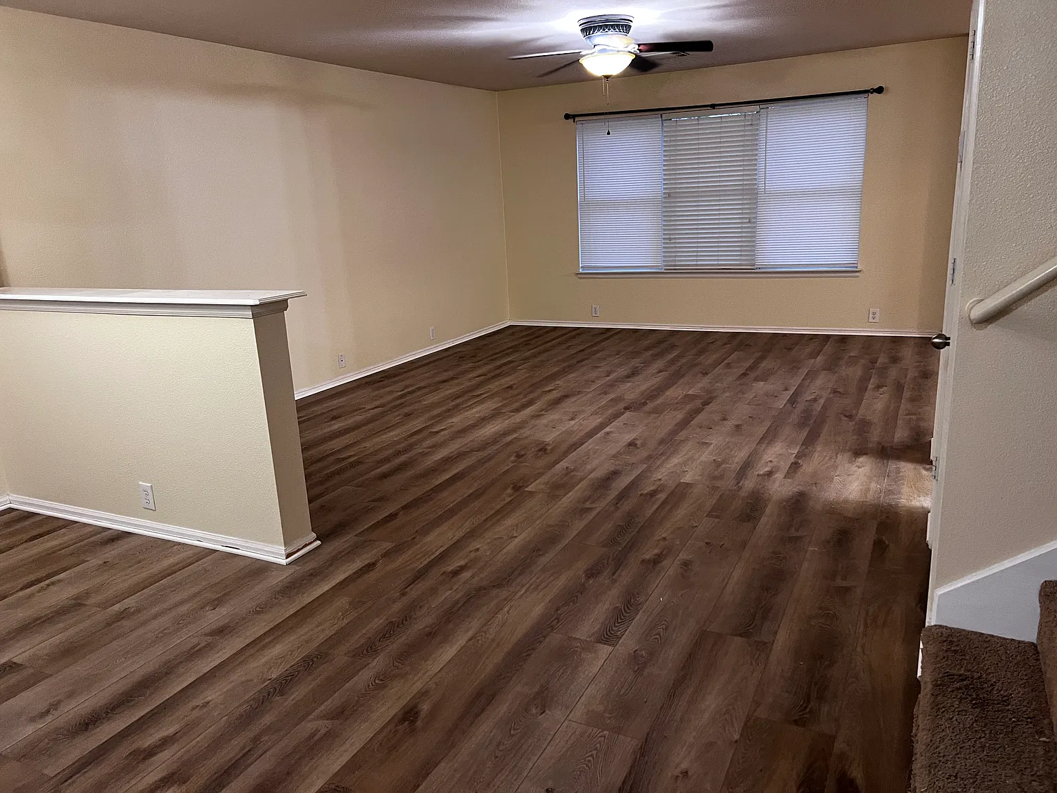 3 bed, 2.5 bath, 2380 sqft, $1,695 — Photo 3