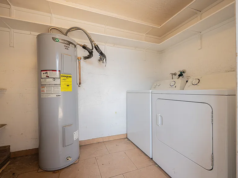 922 S Acapulco Ln #C — Photo 21