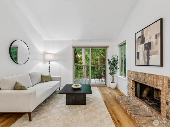 8111 145th Court NE #14-D, Redmond, WA 98052