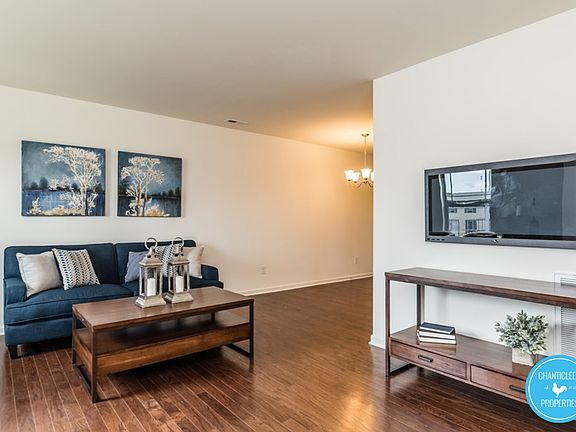 4th image of 515 Hobkirks Pl