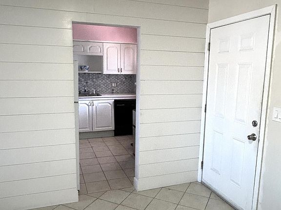 4th image of 506 Davis Road #66