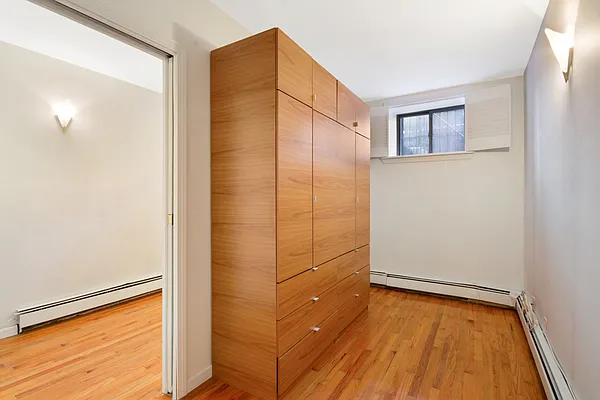 Sold by Compass | media 10