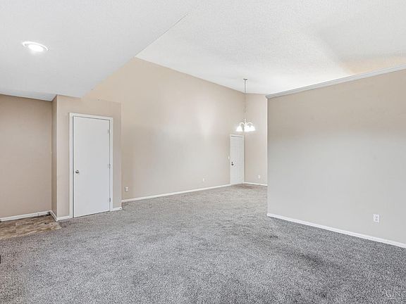 2nd image of 3725 Lacy Ct
