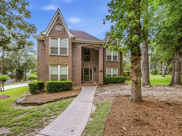 30 Royal Dalton Cir, Conroe, TX 77304