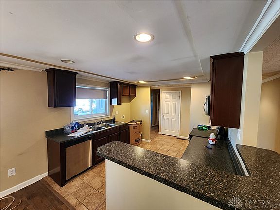 5th image of 5600 Moorefield Dr