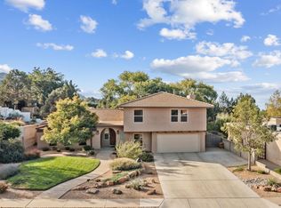 12924 Manitoba Dr NE, Albuquerque, NM 87111