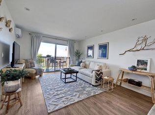 908 Caminito Madrigal Unit F, Carlsbad, CA 92011