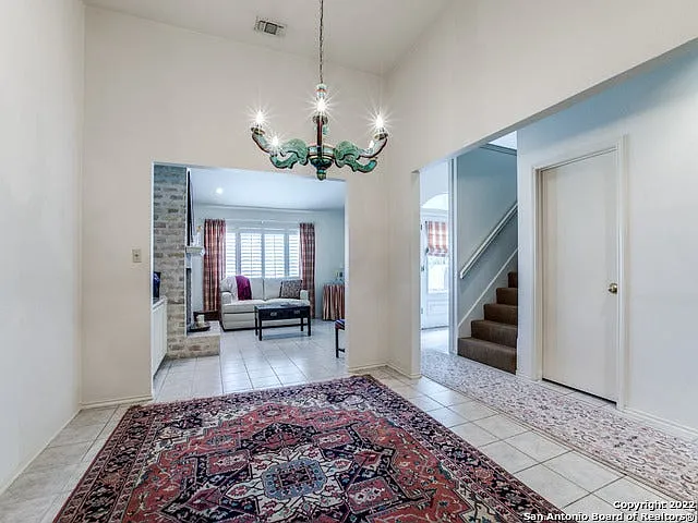 2 bed, 2.5 bath, 1541 sqft, $2,200 — Photo 4
