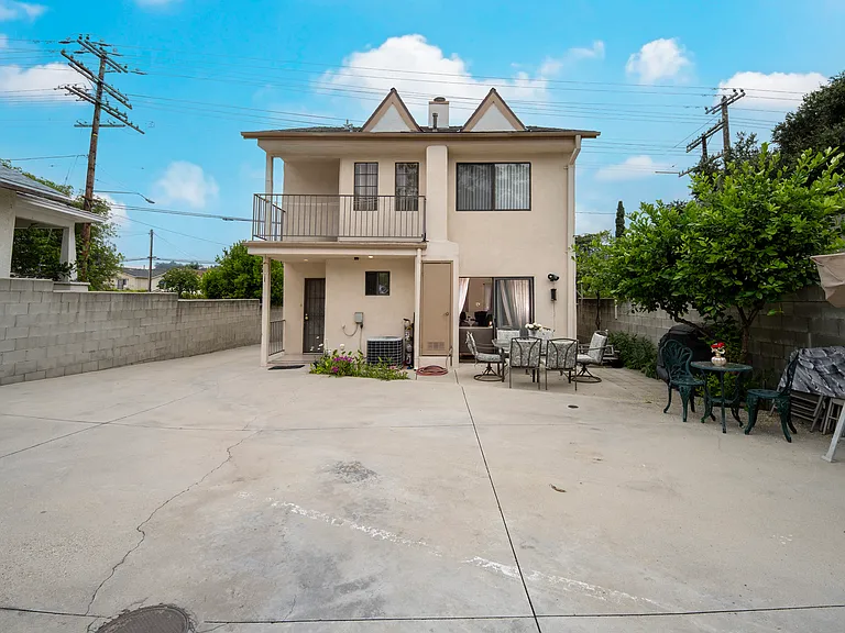 10060 Tujunga Canyon Blvd — Photo 26