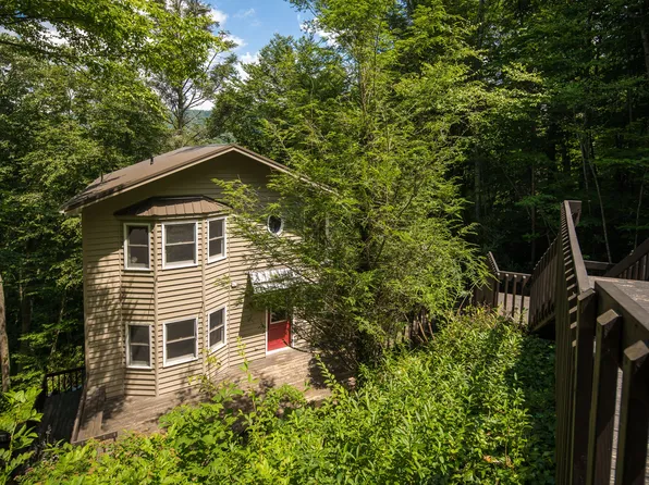 556 Timberlane Dr, Boone, NC 28607