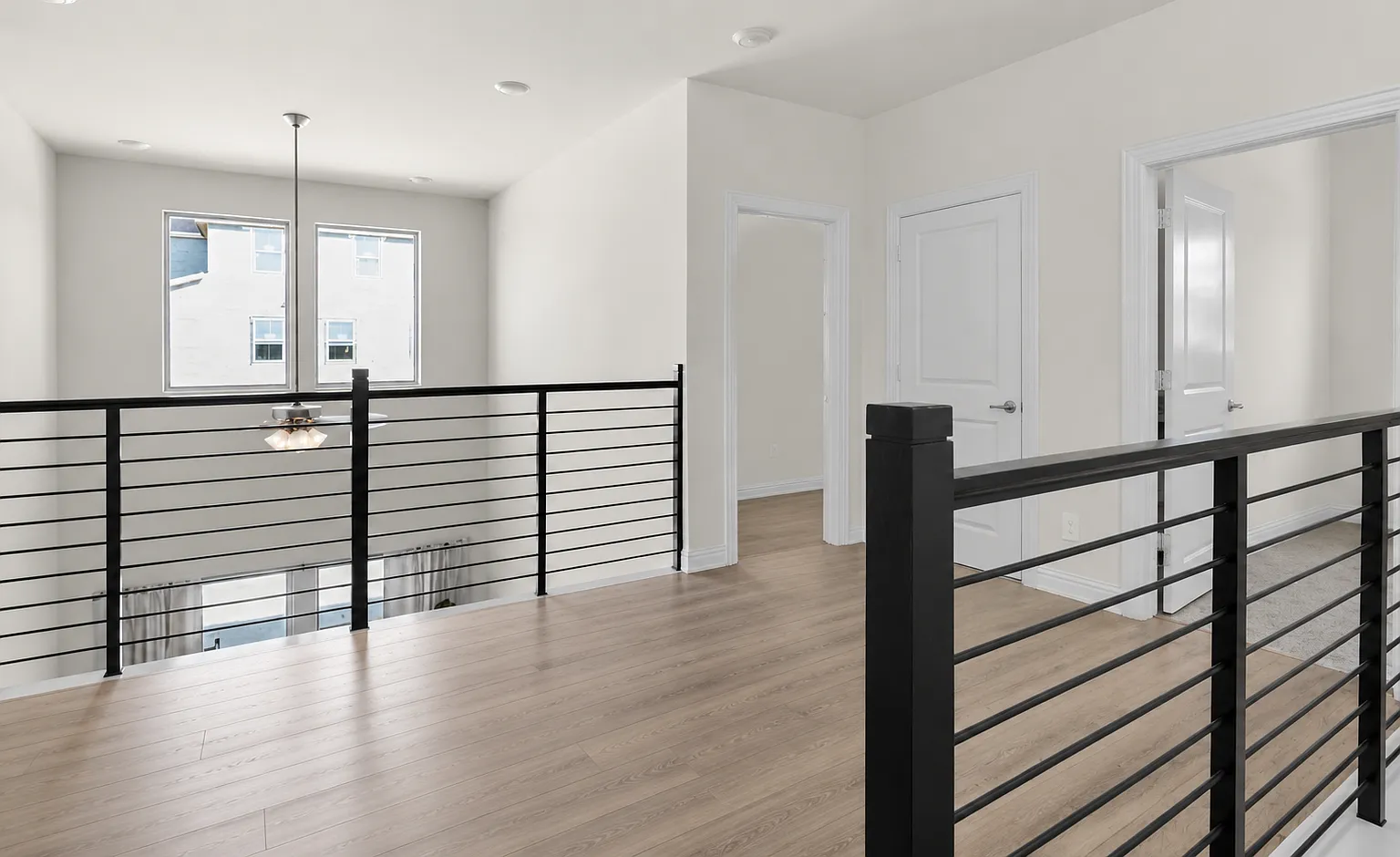 3 bed, 1796 sqft, $2,990 — Photo 4