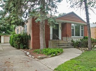 5928 N Indian Rd, Chicago, IL 60646