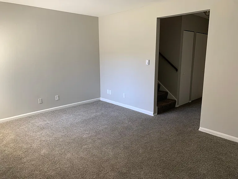 Lockport South Apartments — Photo 20