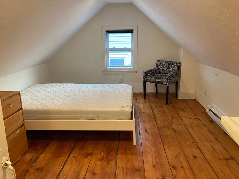 218 Norfolk St — Photo 13