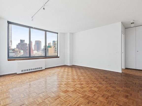 4th image of 990 6th Ave APT 25A