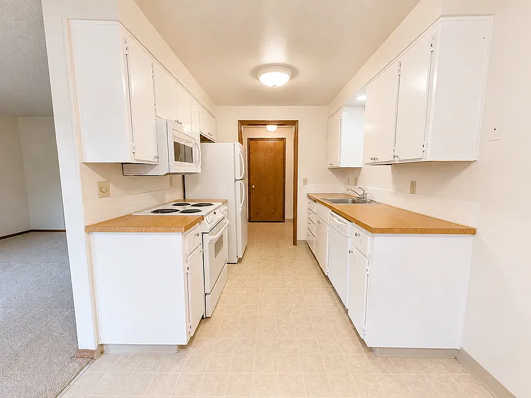 21318 SE Alder Ct — Photo 6