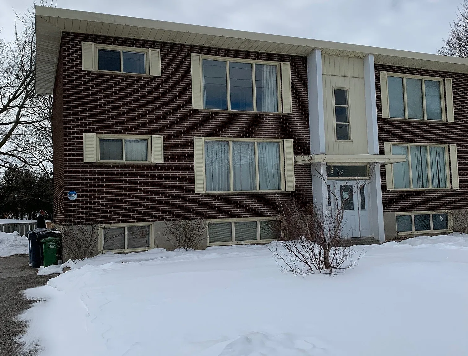 5 Meyer Drive — Photo 1