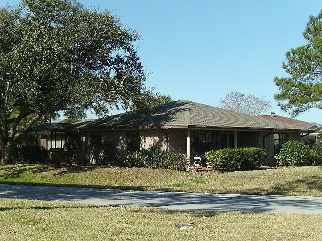 1st image of 410 Birksdale Ct