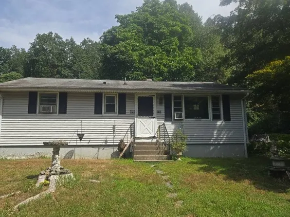 17 Manor Ln, Wolcott, CT 06716