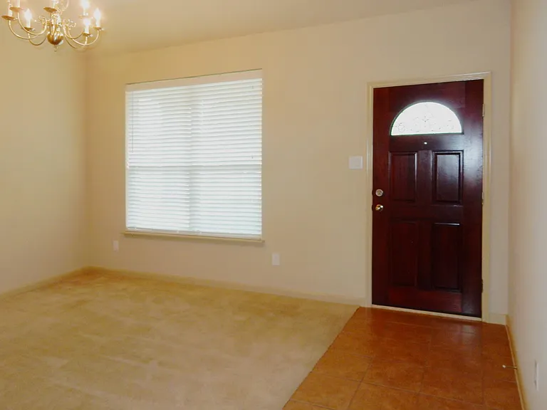 24510 Avellino Ct — Photo 3