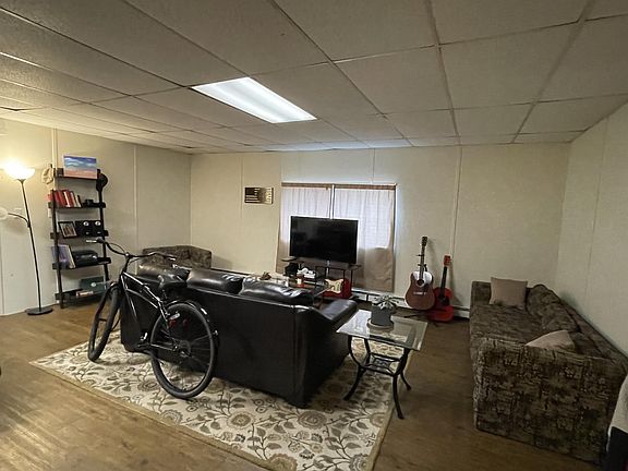 3rd image of 577 E Nixon Ave APT C