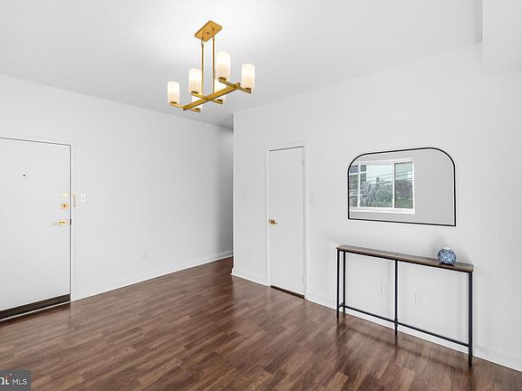 5th image of 2834 R St SE APT 6