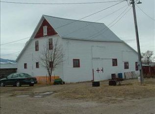 817 Middle Rd, Twin Bridges, MT 59754