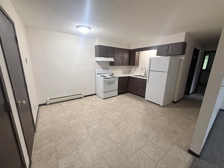 214 SW 21st St #1 — Photo 3
