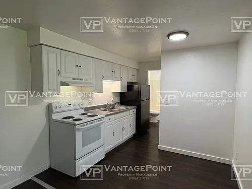 1769 Badger St Photo 1
