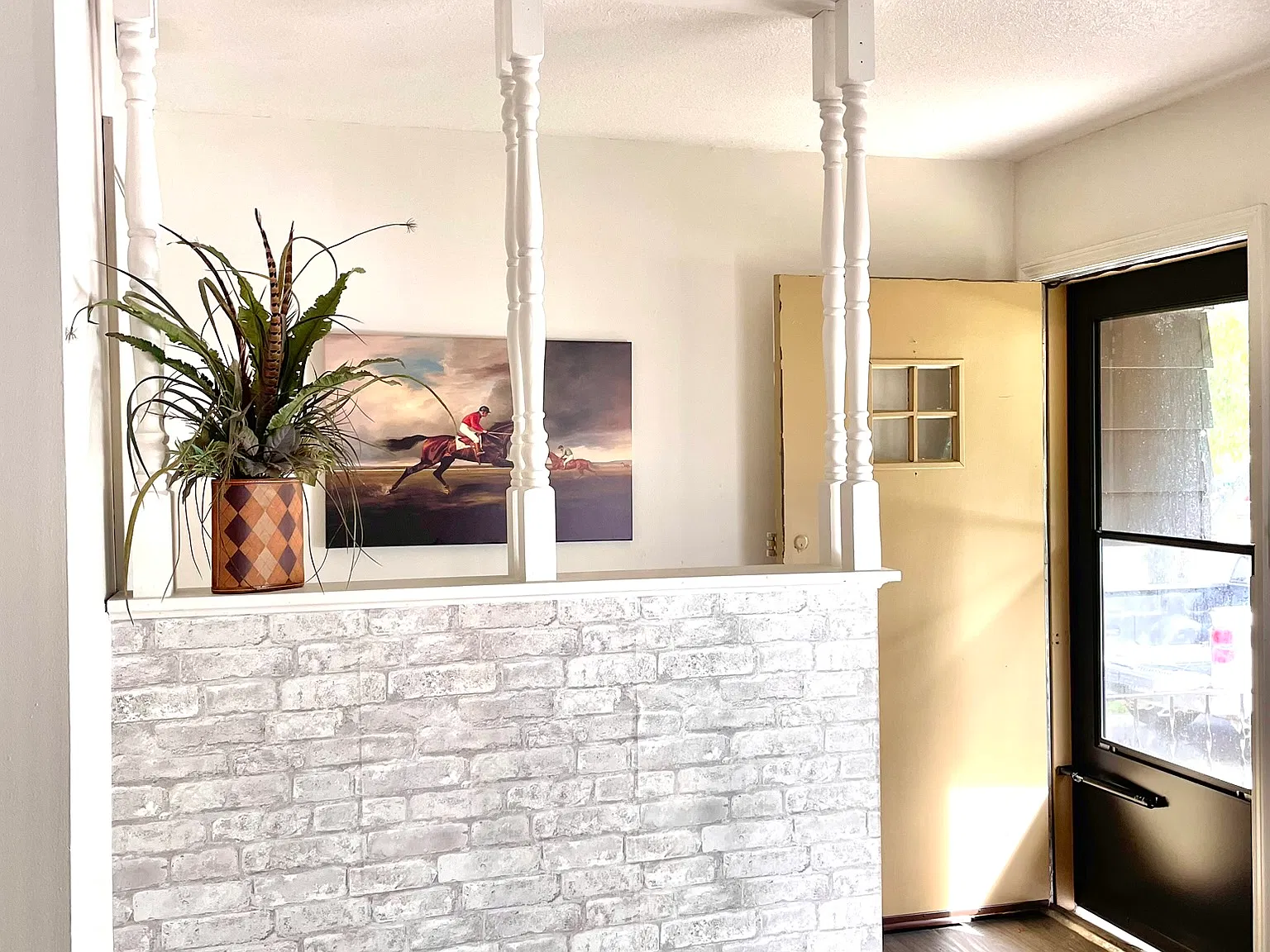 3 bed, 1250 sqft, $1,375 — Photo 3