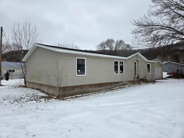 30374 S Whitmore St, Rushford, MN 55971