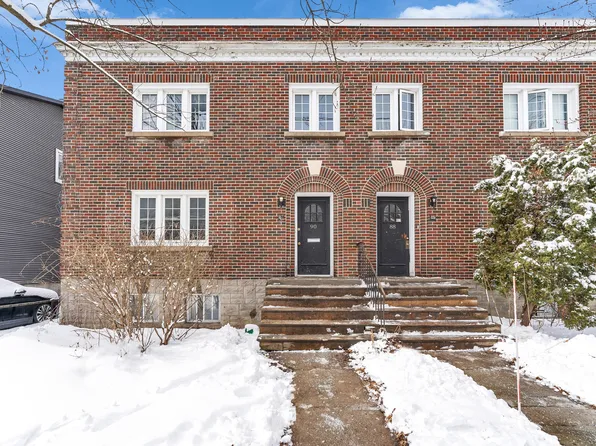 88 Goulburn Ave #90-1, Ottawa, ON K1N 8E1