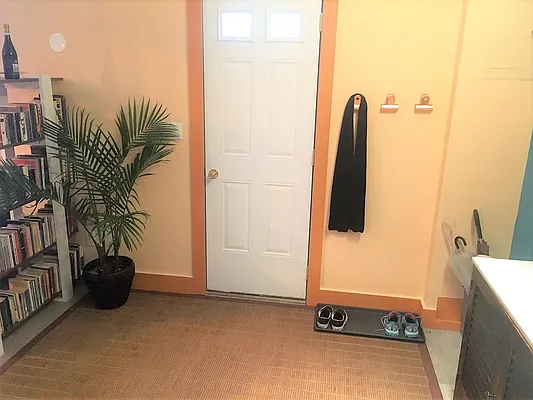 Rented by Lang Realty LLC | media 18