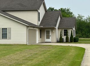 5965 Knapp Rd, Ravenna, OH 44266